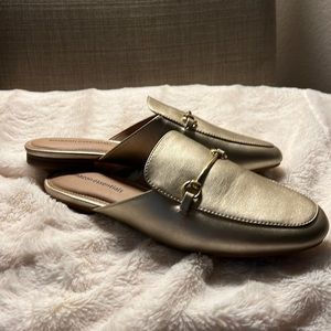 Slip on flat mules/never worn
